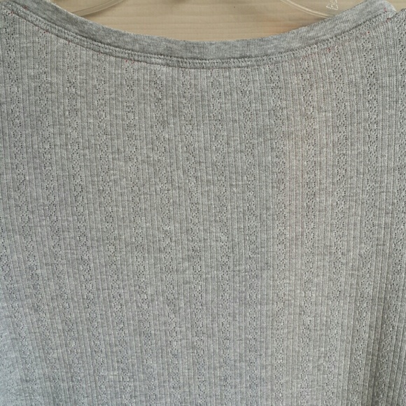 Victoria's Secret Heather Grey Metallic Knit Long-sleeve Layering Henley Top - Picture 12 of 13